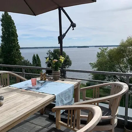Penthouse Seeblick Appartement *
